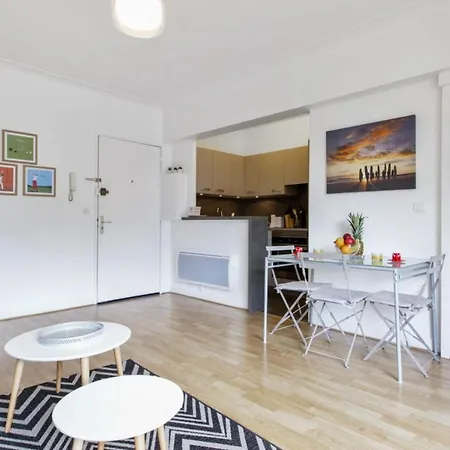 Charming 3 Studio At The Heart Of 50m From The Beach - Welkeys アパート *