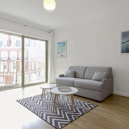 Charming 3 Studio At The Heart Of 50m From The Beach - Welkeys アパート ビアリッツ